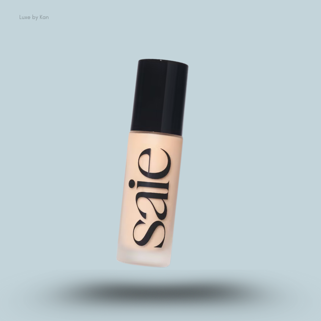 كريم أساس SAIE GLOWY SUPER SKIN 30 مل (ألوان مختلفة)