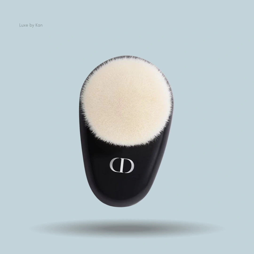 Dior Backstage Face Brush N°18 featuring soft, dense bristles and a black handle embossed with the "CD" logo.