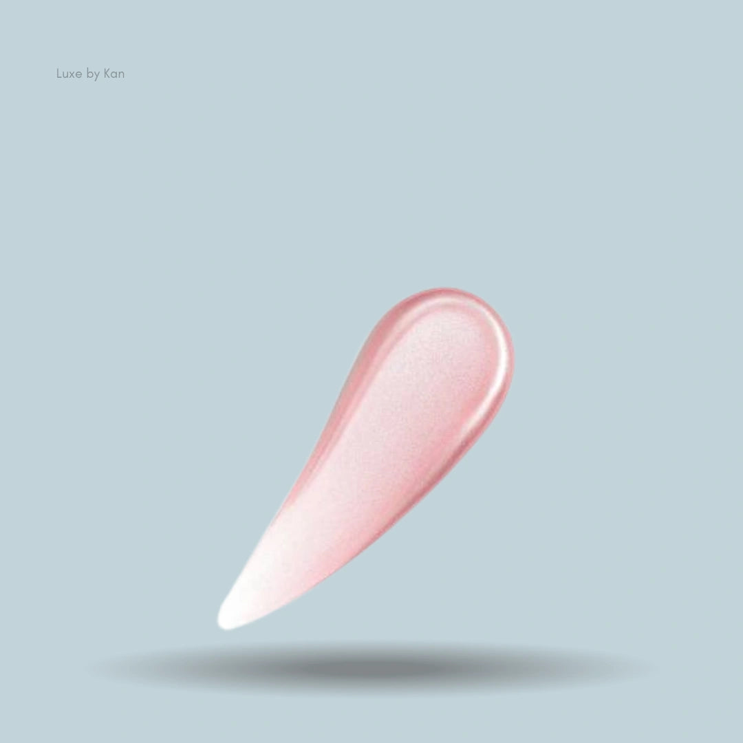 Pink-toned Dior Forever Glow Maximizer swatch on a light blue background.