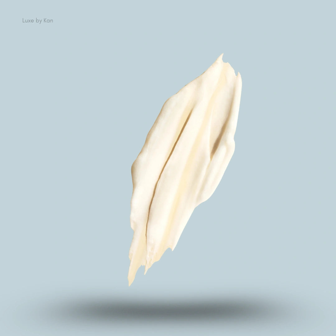 Close-up of a swatch of Oribe Gold Lust Repair and Restore Conditioner.