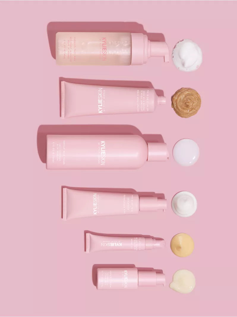 KYLIE SKIN BY KYLIE JENNER Foaming face wash 149ml