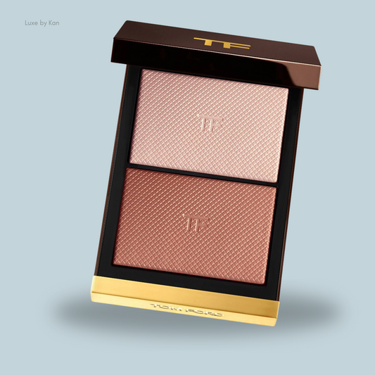 Tom Ford Shade & Illuminate Contour Duo Blush Palette featuring two textured shades in a sleek, luxurious compact.