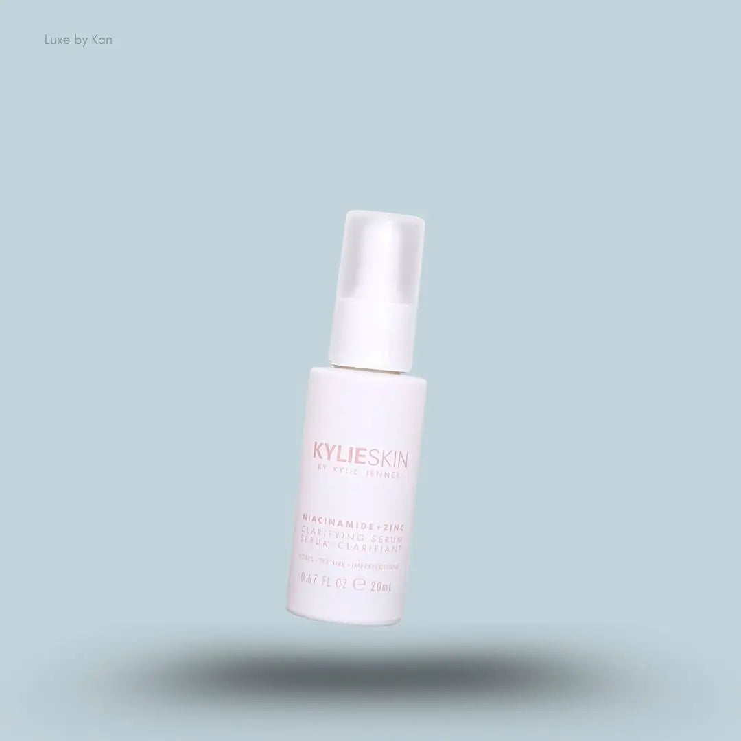 Kylie Cosmetics Niacinamide and Zinc Clarifying Serum bottle on blue background — LBK India