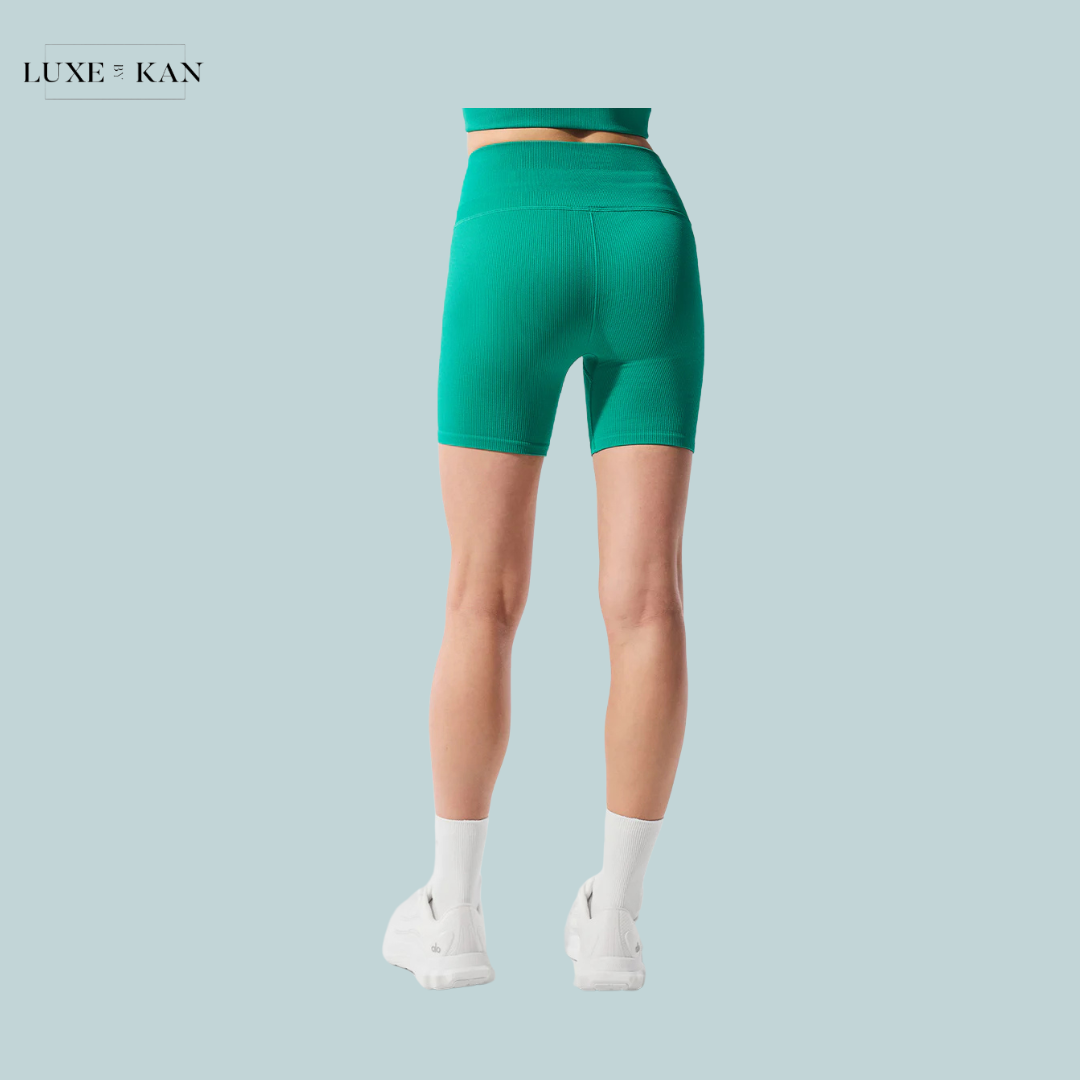 Alo 5" Seamless Ribbed Favorite Short