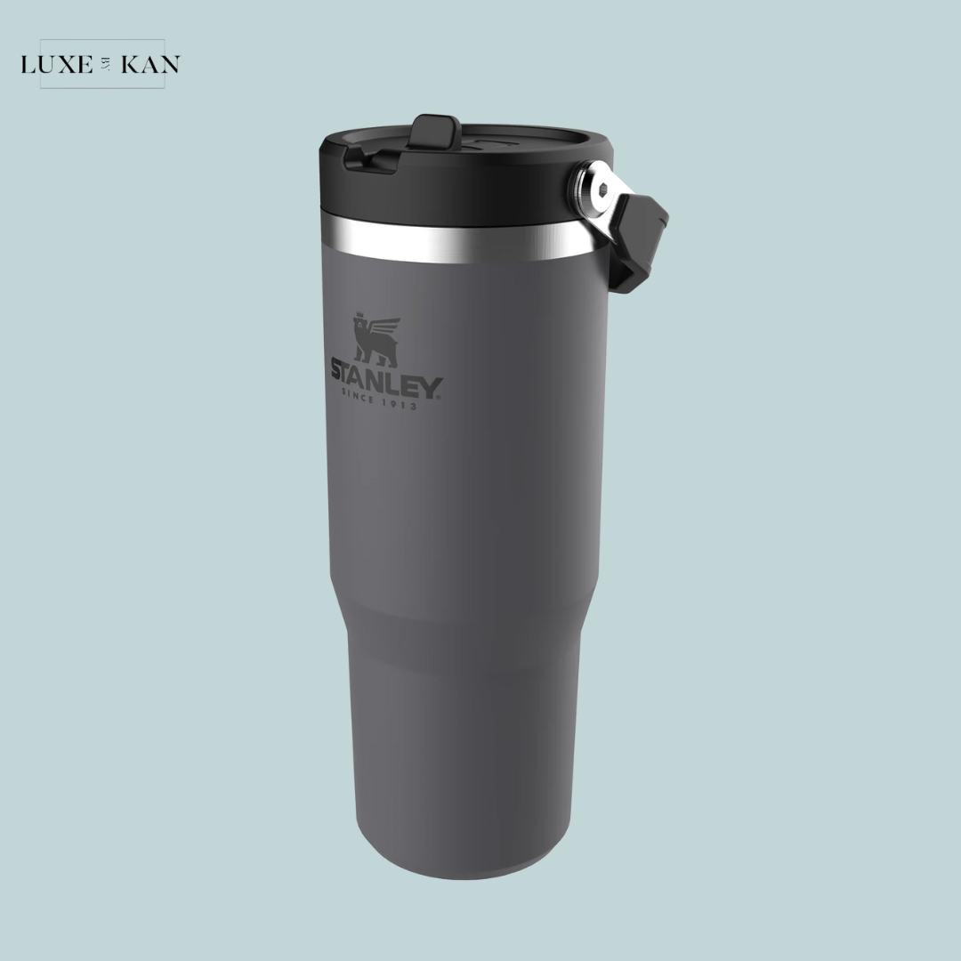 STANLEY ICEFLOW™ FLIP STRAW TUMBLER | 0.89L