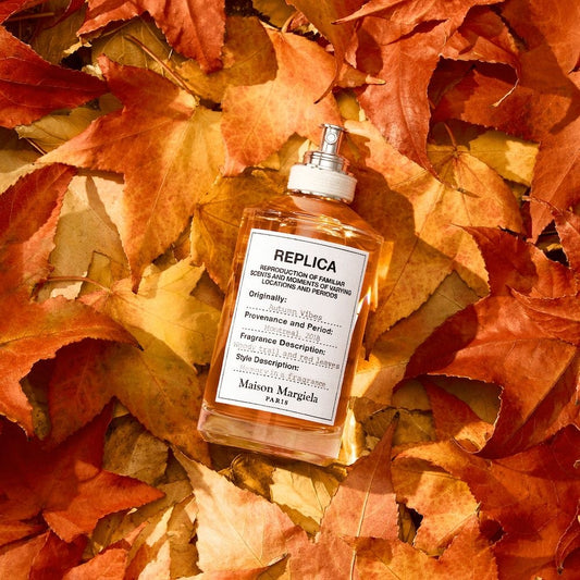 7 Cozy Scents Bringing All the Autumn Vibes