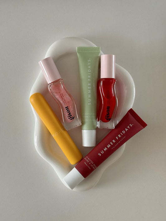 Lip Balm vs. Lip Oil: Which One is Better for You?