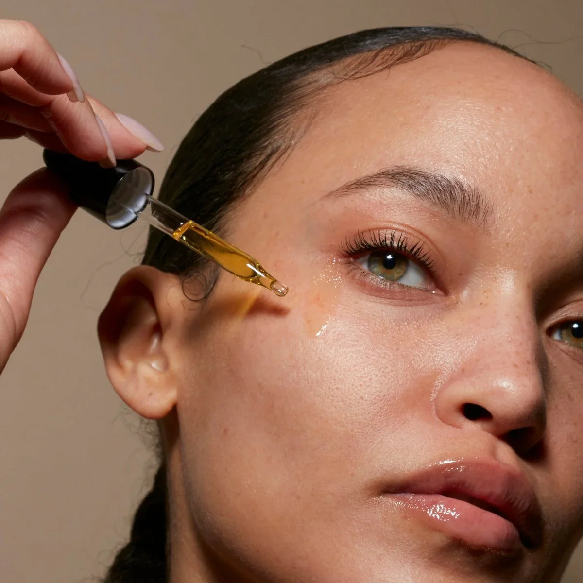 Hydrating and Nourishing Face Oils