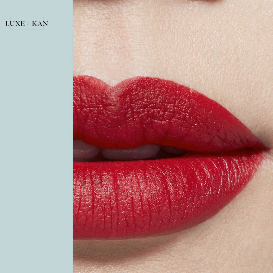 CHANEL
ROUGE ALLURE VELVET
Luminous Matte Lip Colour