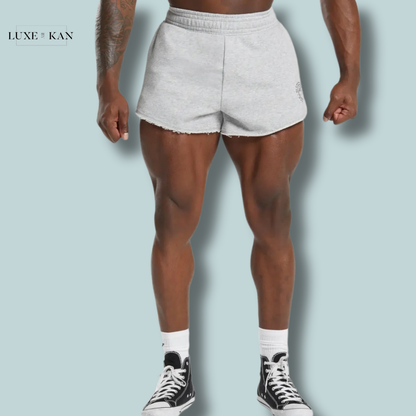 GYMSHARK MEN LEGACY 4" SHORTS
Slim Fit