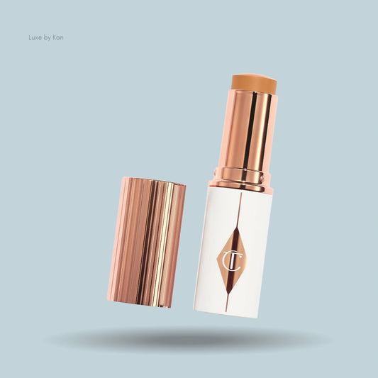 Charlotte Tilbury's Unreal Skin Sheer Glow Tint Foundation(8ml)
