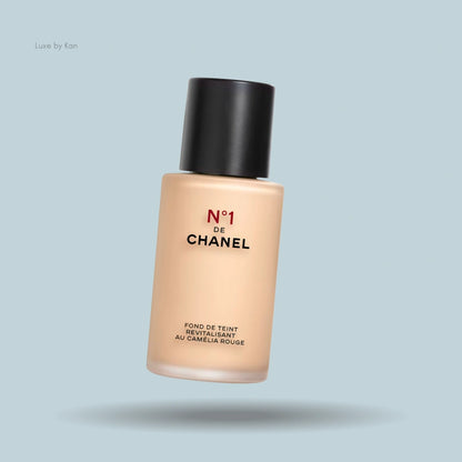 CHANEL
N°1 DE CHANEL REVITALIZING FOUNDATION
Illuminates - Hydrates - Protects 30ml