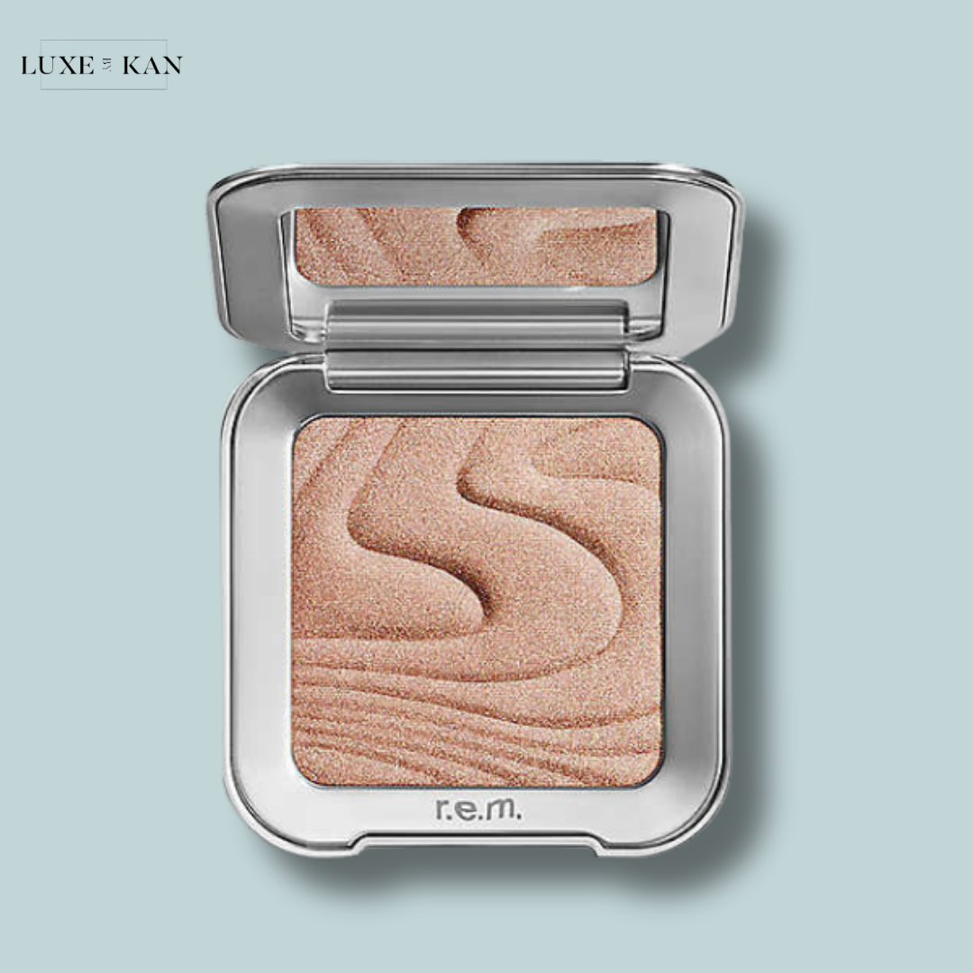 R.E.M. BEAUTY Interstellar highlighter topper 8g