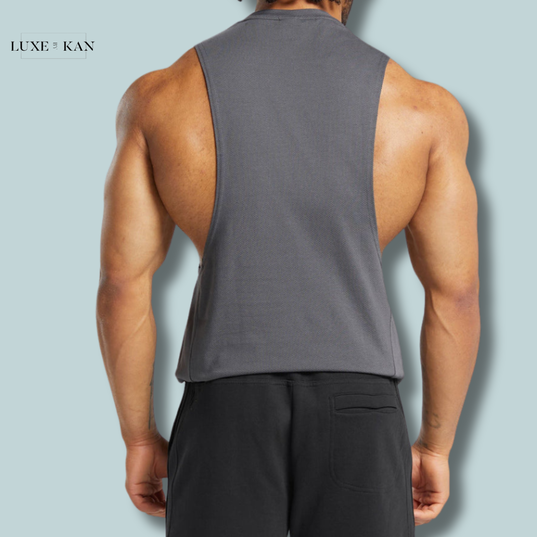 GYMSHARK MEN REACT DROP ARM TANK
Slim Fit