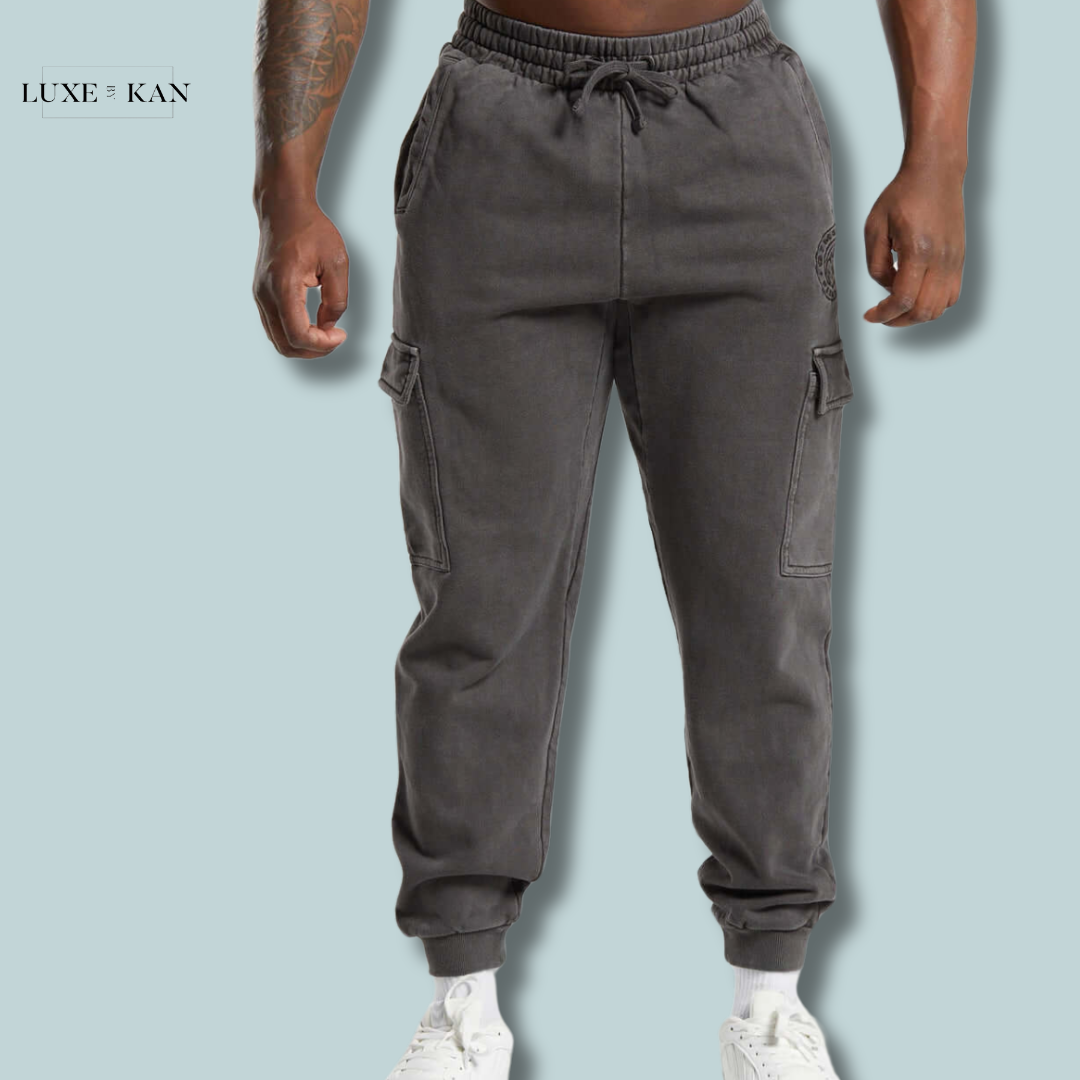 GYMSHARK MEN PREMIUM LEGACY CARGO PANTS
Oversized Fit