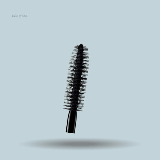 Mascara brush of Armani Beauty 'Eyes to Kill Classico'.