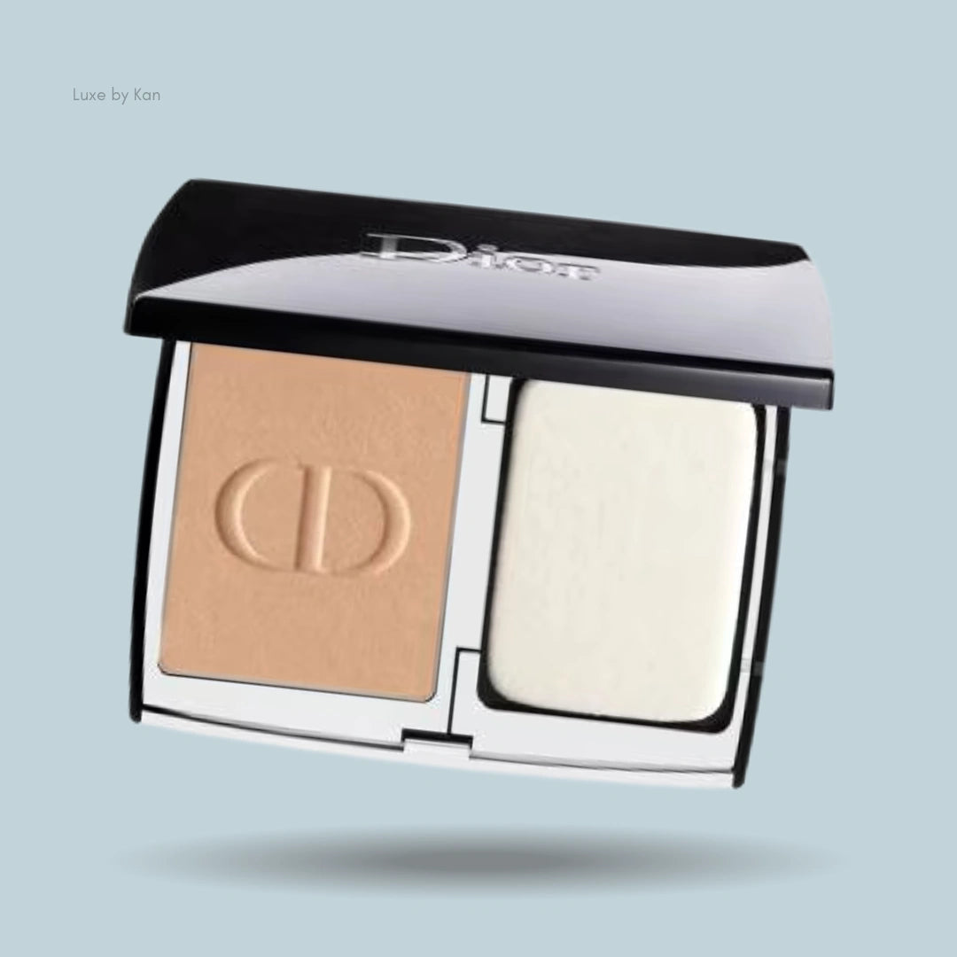 Dior forever natural velvet powder foundation compact.