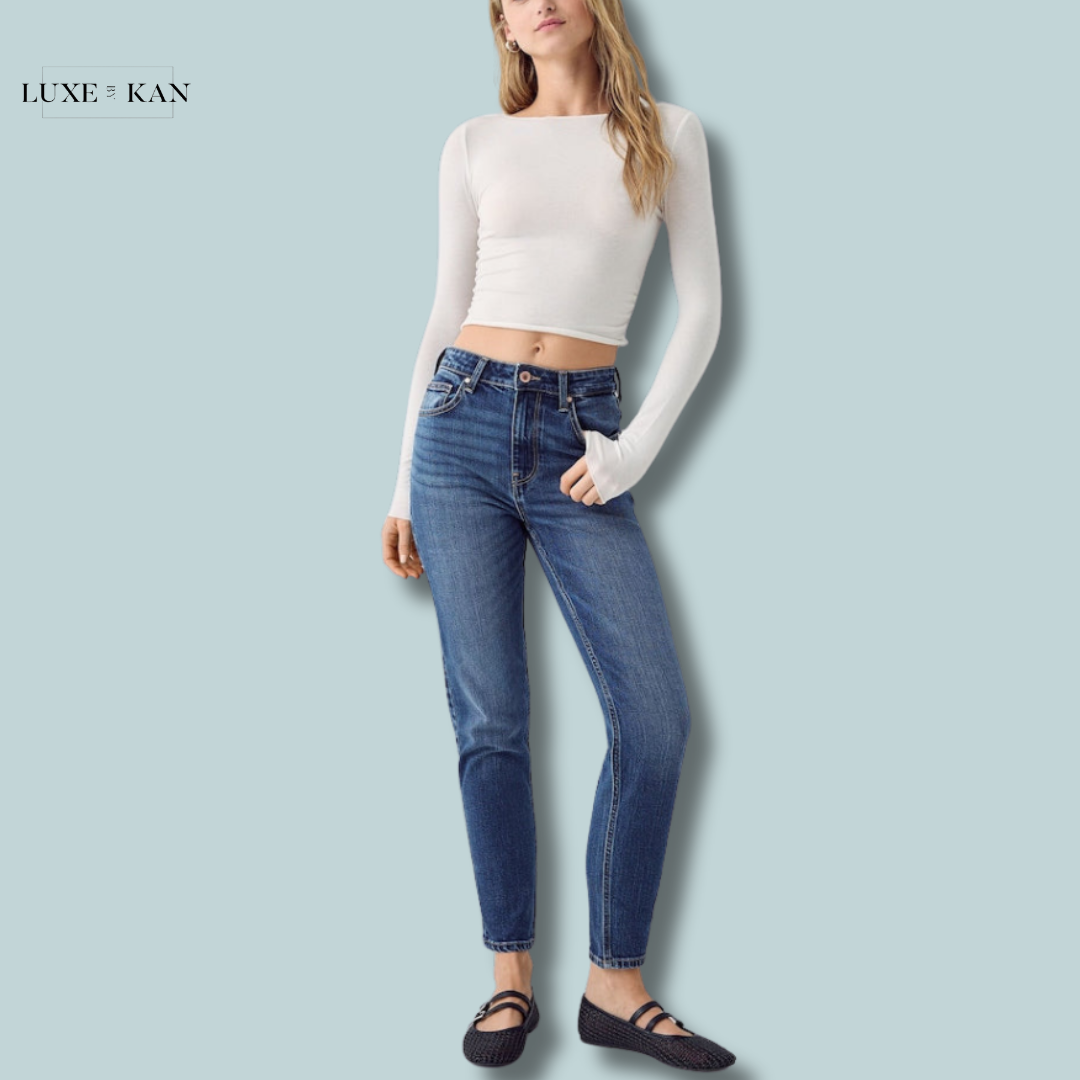 Bershka Slim fit comfort mom jeans Luxe by Kan