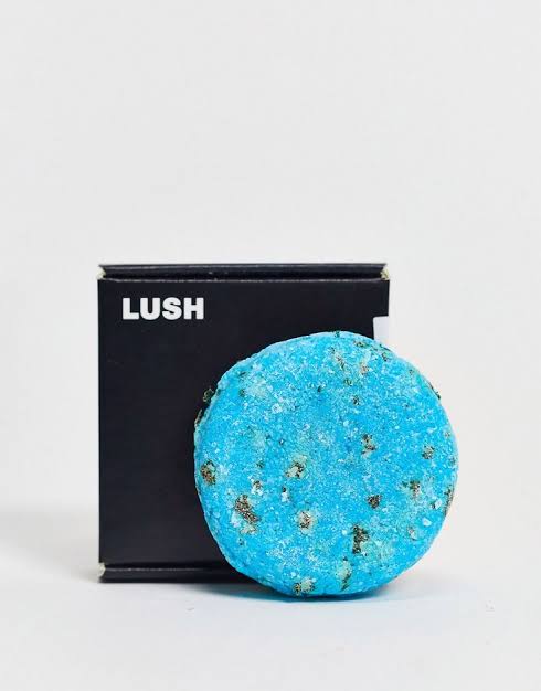Lush Cosmetics Seanik Shampoo Bar