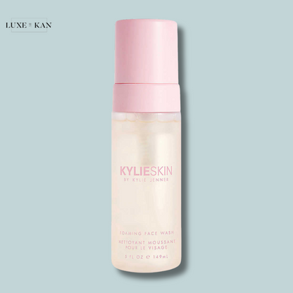 KYLIE SKIN BY KYLIE JENNER Foaming face wash