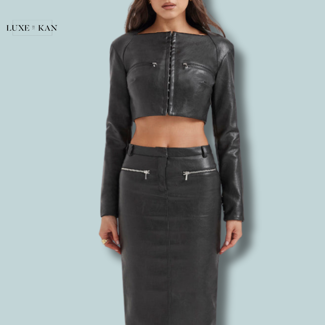 House of CB IONE
BLACK VEGAN LEATHER CROPPED TOP