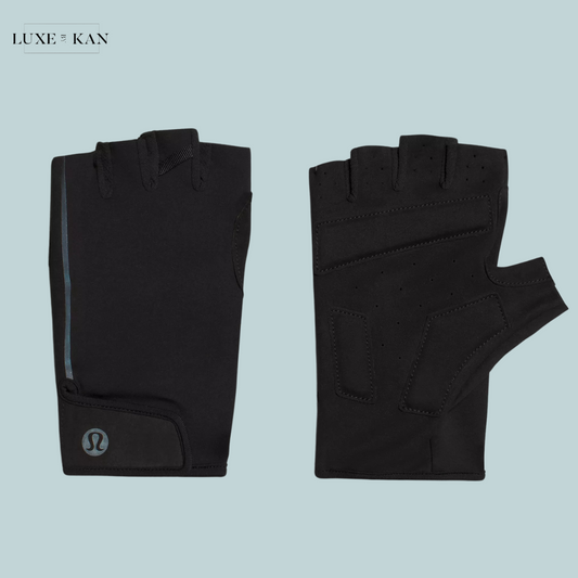 Lululemon black license to train training gloves with a sleek design and ventilation holes.