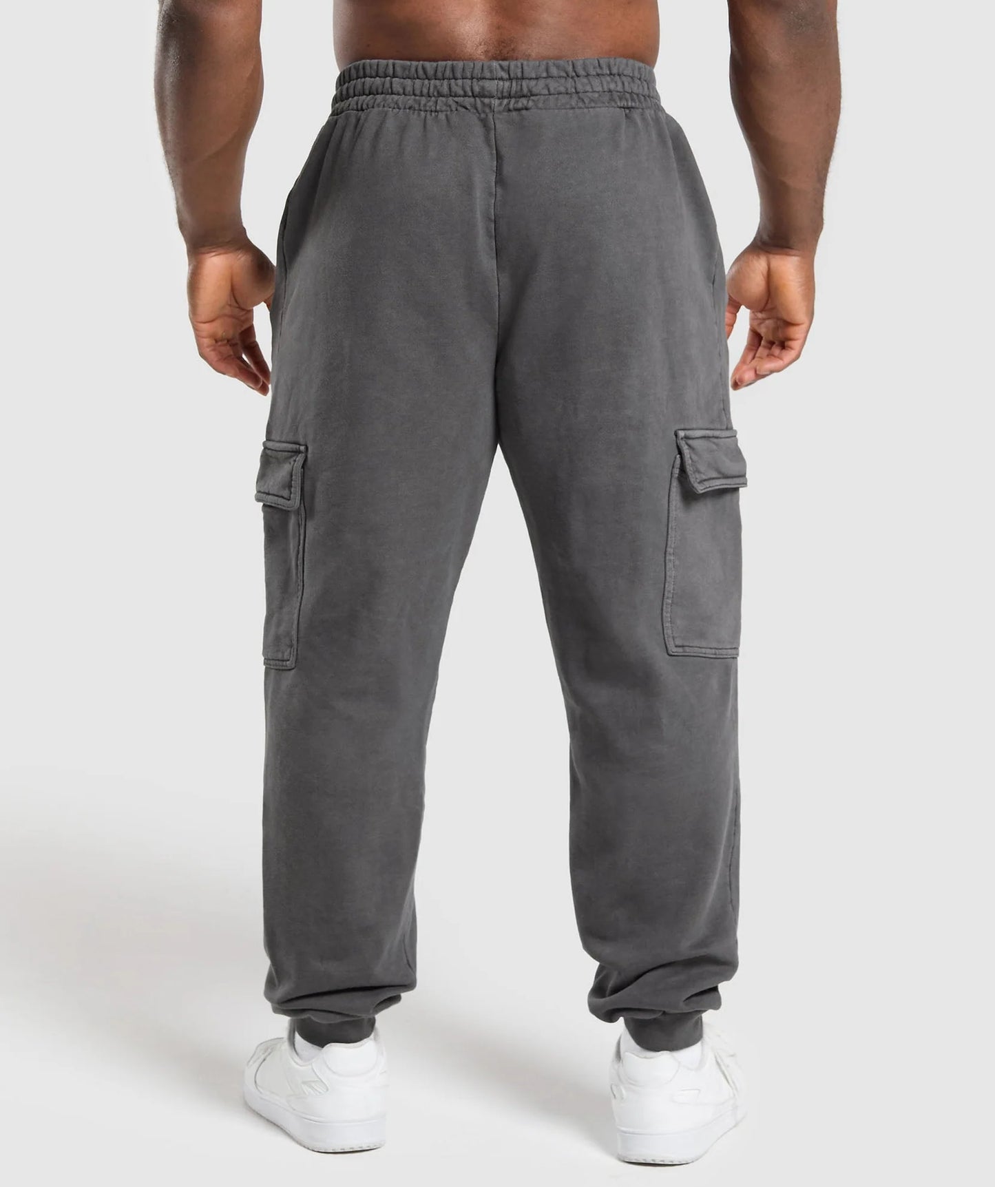 GYMSHARK MEN PREMIUM LEGACY CARGO PANTS
Oversized Fit