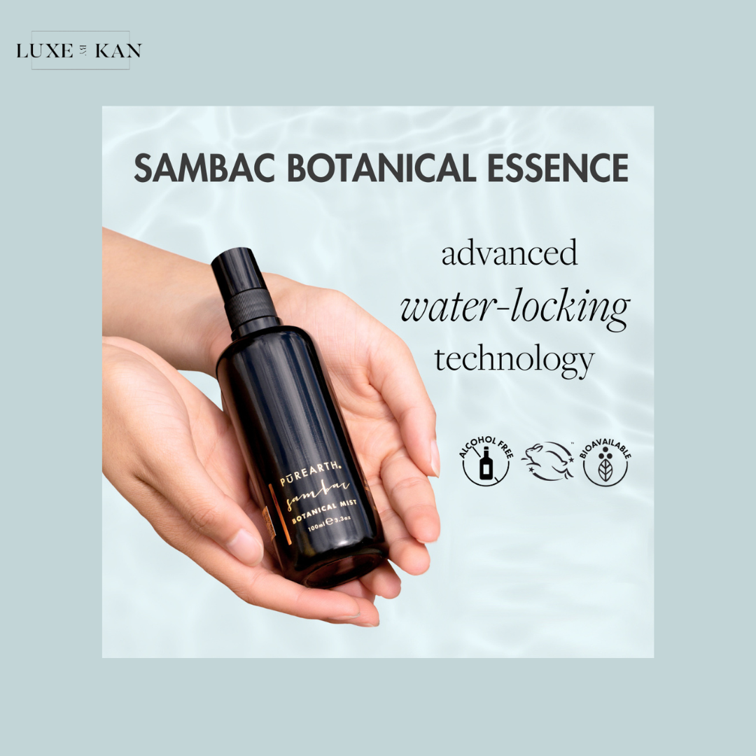 Hands holding a black spray bottle labeled "Sambac Botanical Essence" with text highlighting water-locking technology and eco-friendly features.