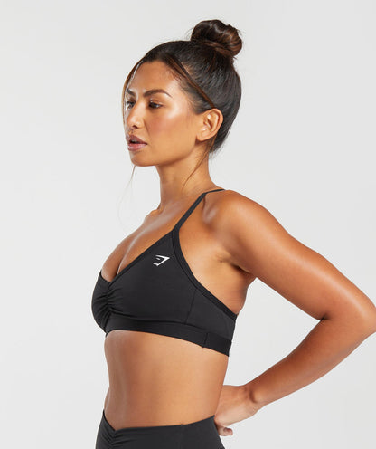 GYMSHARK RUCHED STRAPPY SPORTS BRA
Light Support
