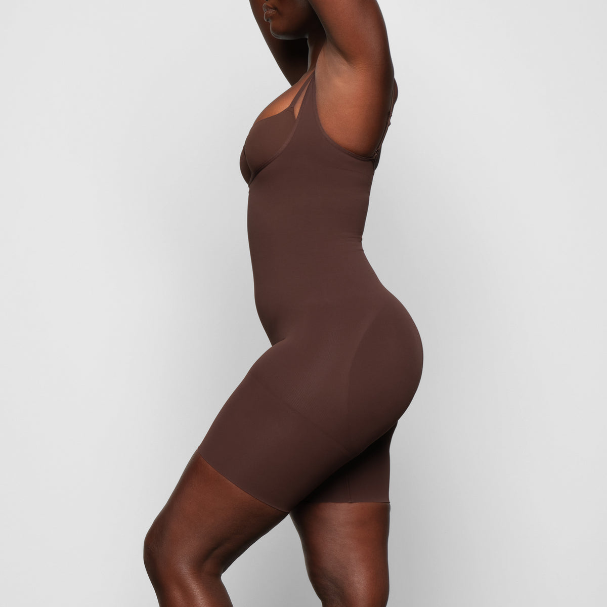 SKIMS SEAMLESS SCULPT BUTT ENHANCING OPEN BUST BODYSUIT