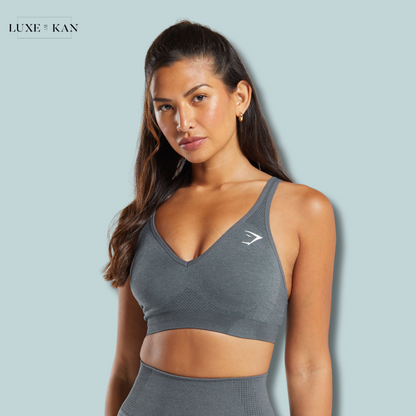 GYMSHARK VITAL SEAMLESS V NECK SPORTS BRA
Light Support