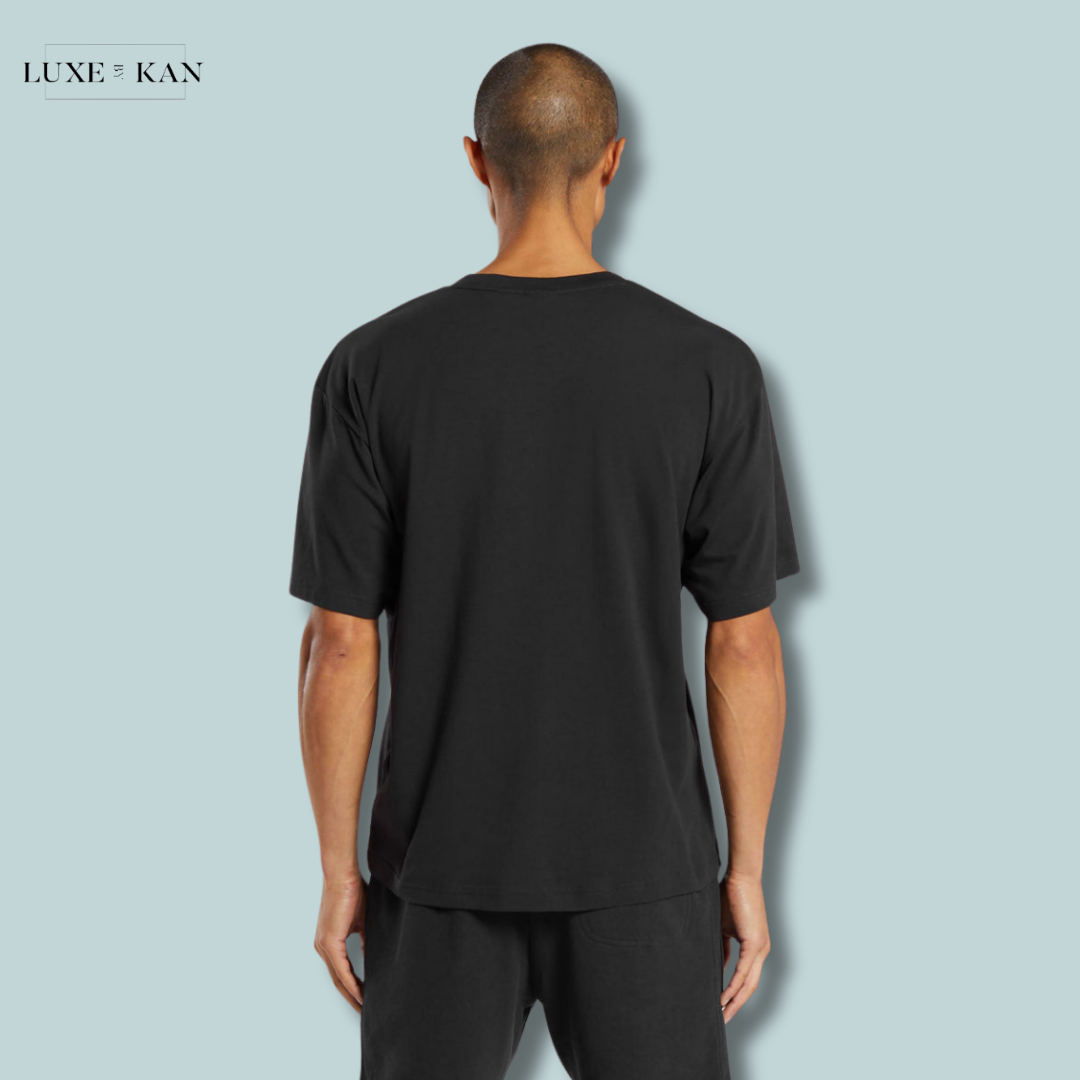 GYMSHARK MEN ESSENTIAL OVERSIZED T-SHIRT
Oversized Fit