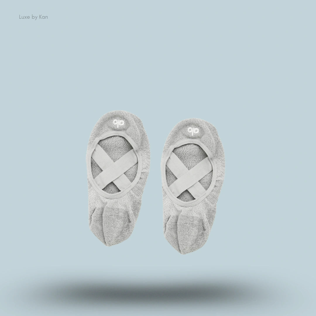 ALO Women's Pivot Barre Sock