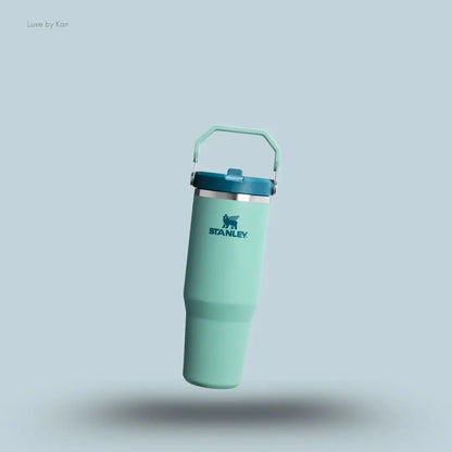 STANLEY ICEFLOW™ FLIP STRAW TUMBLER | 0.89L