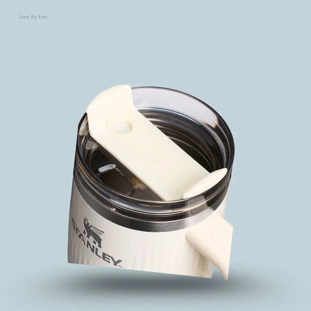 Stanley Quencher H2.0 Fluted Tumbler 0.59L FlowState 3-position lid close-up detail India