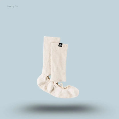 Alo Women's Strappy Siren Grip Sock