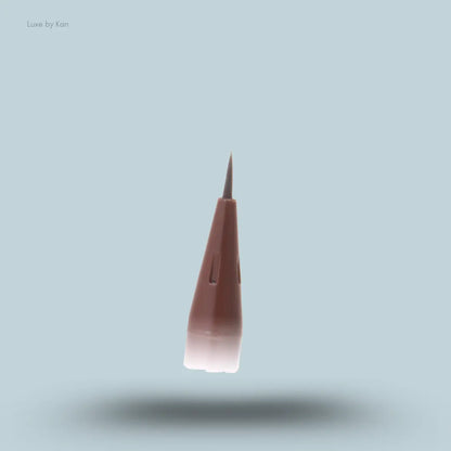 Canmake Slim Liquid Eyeliner in 02 Brown, close-up of the ultra-slim brush tip