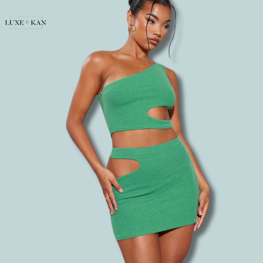 PRETTYLITTLETHING Crinkle Rib One Shoulder Cut Out Crop Top