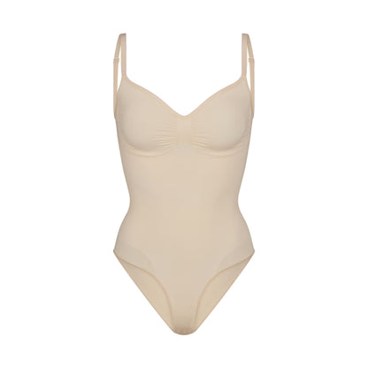 SKIMS SEAMLESS SCULPT BRIEF BODYSUIT