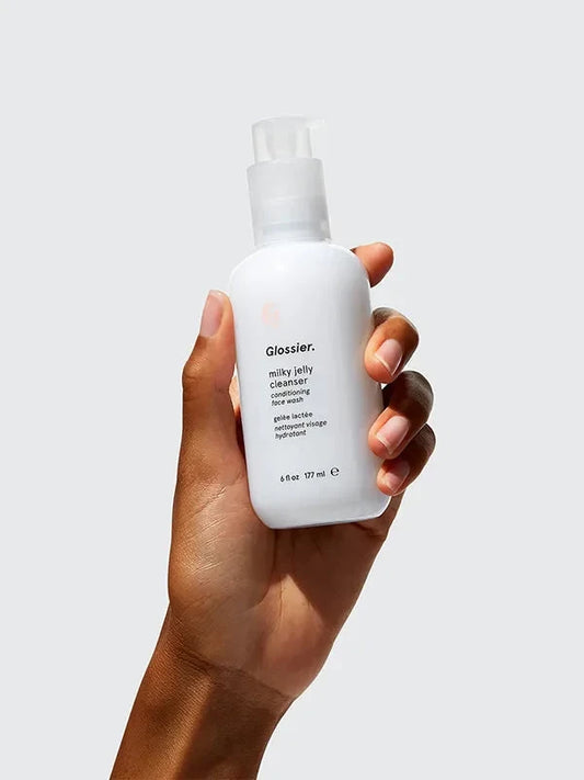 GLOSSIER Milky Jelly Cleanser conditioning face wash